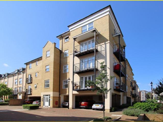Renwick Drive, Waterloo House, BR2 1 bed flat to rent £1,500 pcm £346 pw