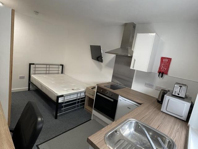 Renaissance House studio near city centre and DMU