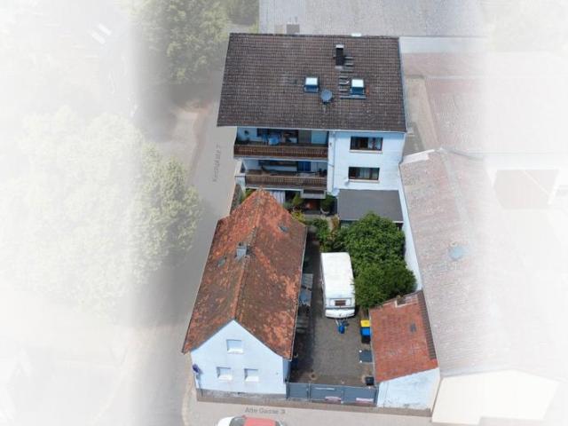 Rendite Objekt + vorliegende Baugenehmigung für Einfamilienhaus