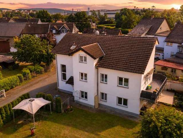 Rendite trifft Wohnkomfort: Nachhaltiges Dreifamilienhaus für Ihre Altersvorsorge