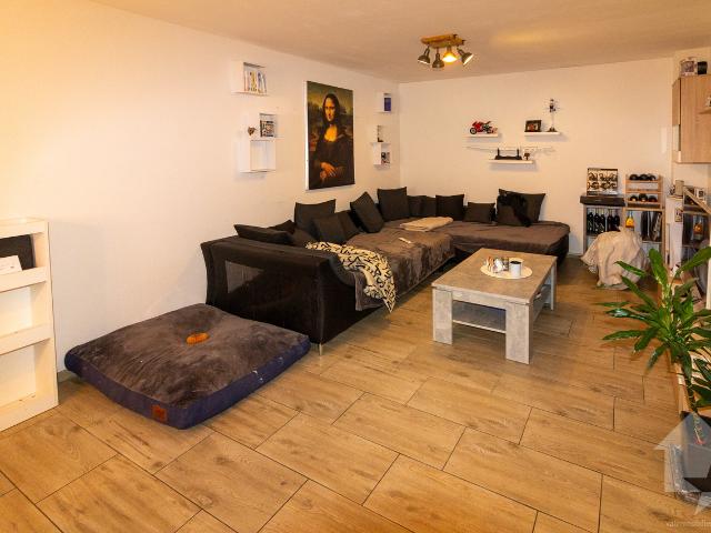 Renditeobjekt mit 2 Duplex Wohnungen