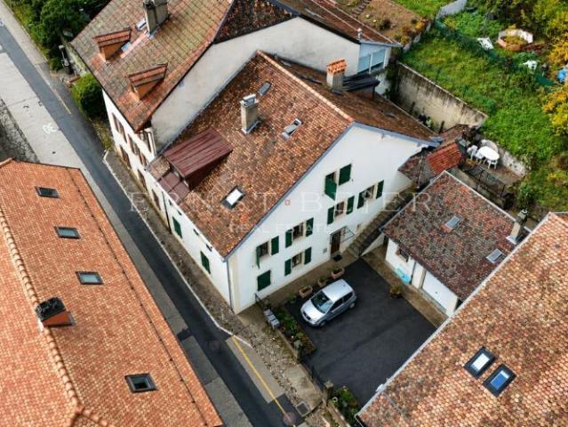 Renditeliegenschaft in Romainmôtier mit guten Mieterträgen