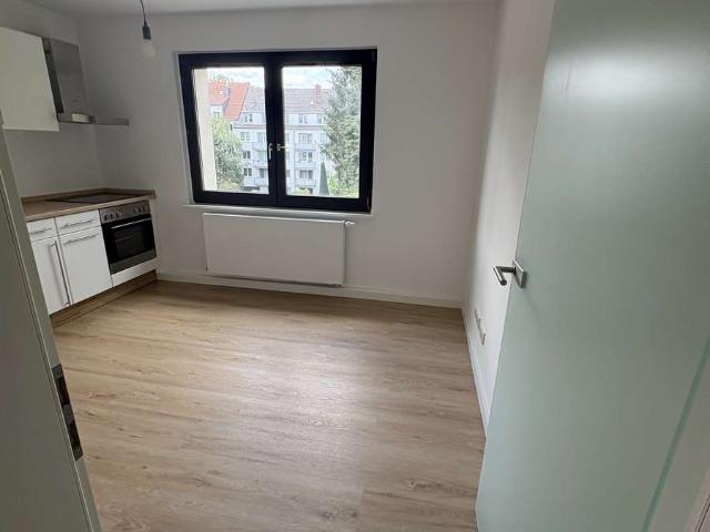 Renditestarke Zwei Zimmerwohnung Köln Ehrenfeld mit Garage zu verkaufen