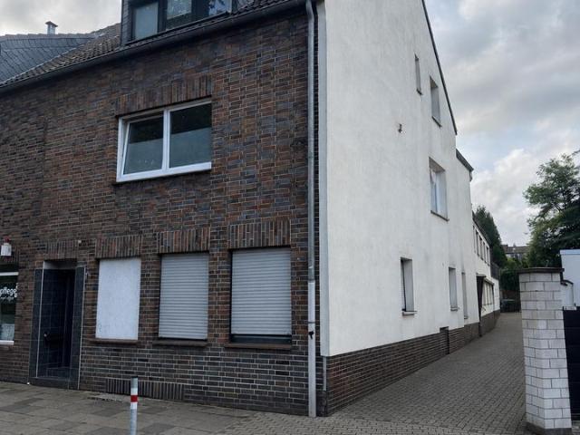 Renditestarkes 5 Familienhaus in Oberhausen – voll vermietet