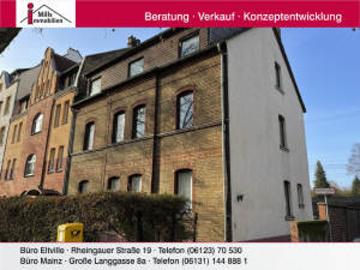 Renditestarkes Mehrfamilienhaus mit Baugenehmigung für ein zusätzliches 6 Familienhaus