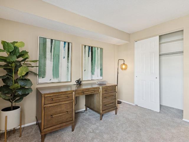 ReNew on Lindbergh 2 Bedroom Apartment for Rent at 10304 Oxford Hill Dr, Saint Louis, MO 63146
