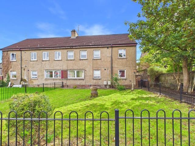 Renfrew Road, Paisley PA3 3 bed flat to rent £995 pcm £230 pw