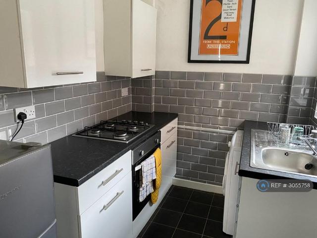 Renfrew Street, Liverpool, L7 2 bed terraced house to rent £795 pcm £183 pw