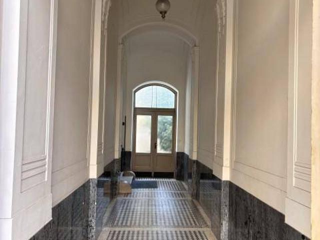 reniovierungsbedürftiges Altbaueigentum ~ große schöne Zimmer ~ 232 m² ~ großer Garten rückwertig