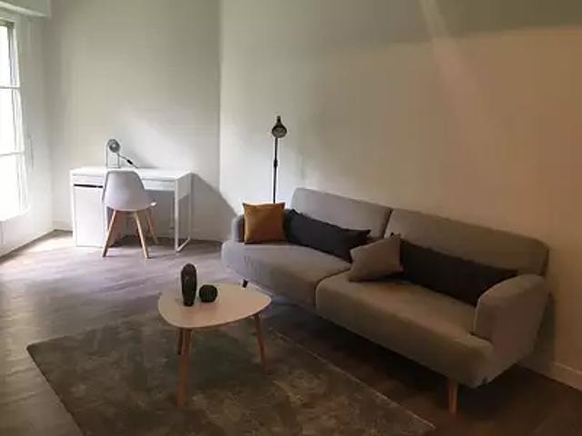 Rennes 35000 Location appartement 1 pièce t1 au dernier étage parking