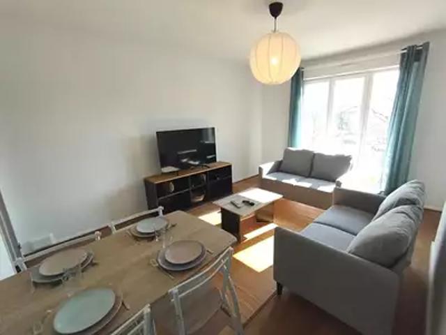 Rennes 35200 Location appartement 5 pièces t5 au dernier étage cave