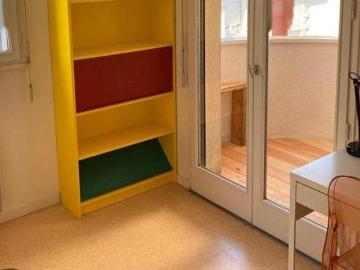 Rennes Centre: Studio meublé avec balcon, idéalement situé