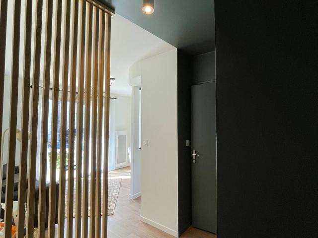 RENNES TRÈS BEAU T1 MEUBLE ENTIEREMENT RENOVE