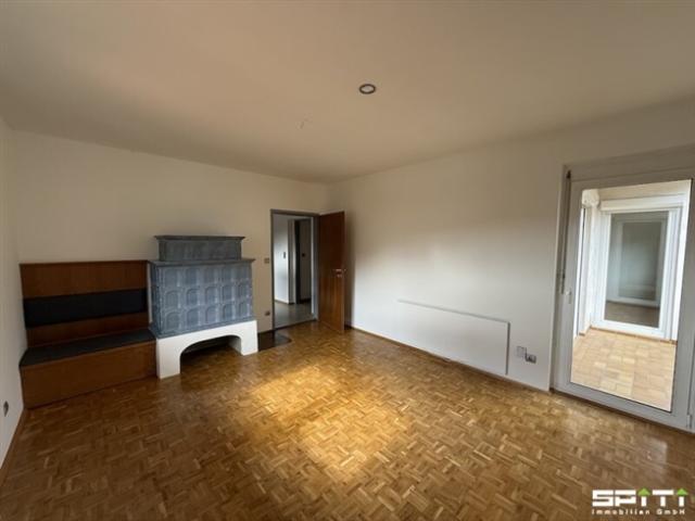 Rennweg am Katschberg 80/10 4 Zimmerwohnung mit möblierter Küche und Loggia im 2. OG