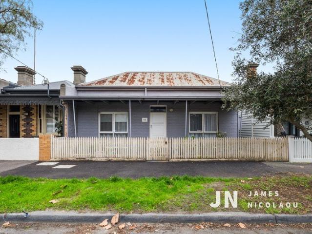 Renovate. Transform. Invest. 288m² Approx