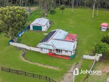 RENOVATE & ADD VALUE BUILD YOUR DREAM ON 4,308M2!