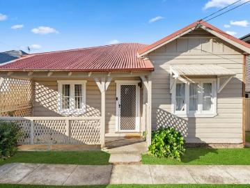 Renovate or Rebuild Your Dream Family Home S.T.C.A within Hurstville Public School Catchment