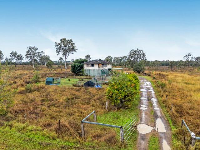 Renovate, Reap the Rewards & Create Your Dream Acreage Lifestyle 5Ha