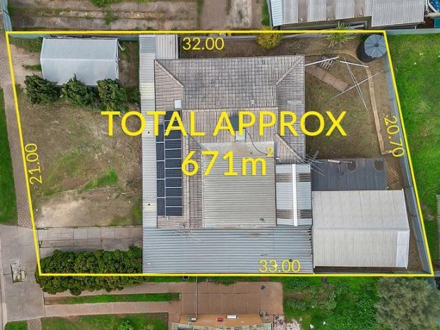 Renovate, Redevelop Or Reimagine On 671m² Approx