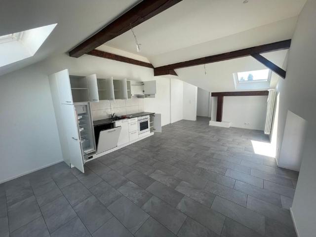 Renovated 3.5 room apartment on the 3rd floor with communal garden