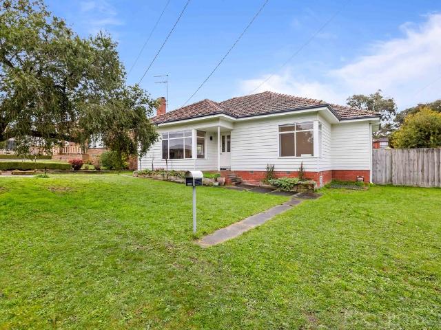 Renovated 3 Bed Home in Mt Pleasant