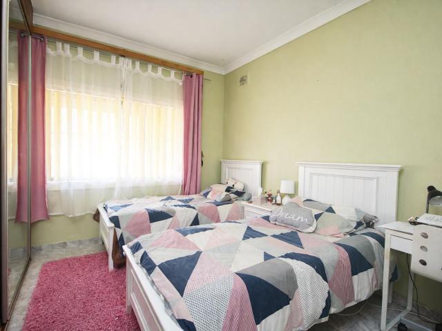 Renovated 3 bedroom family home in quiet location