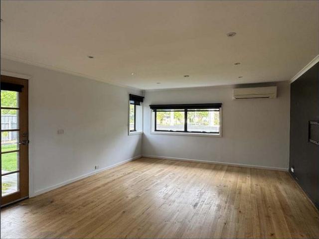 Renovated 3 Bedroom Home !