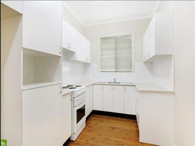 Renovated 3 Bedroom Home Close to Beach & CBD