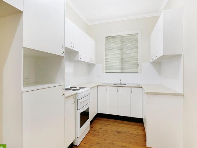Renovated 3 Bedroom Home Close to Beach & CBD