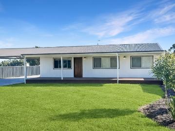 Renovated 3 Bedroom Home Enviable Location, Extensive Extras