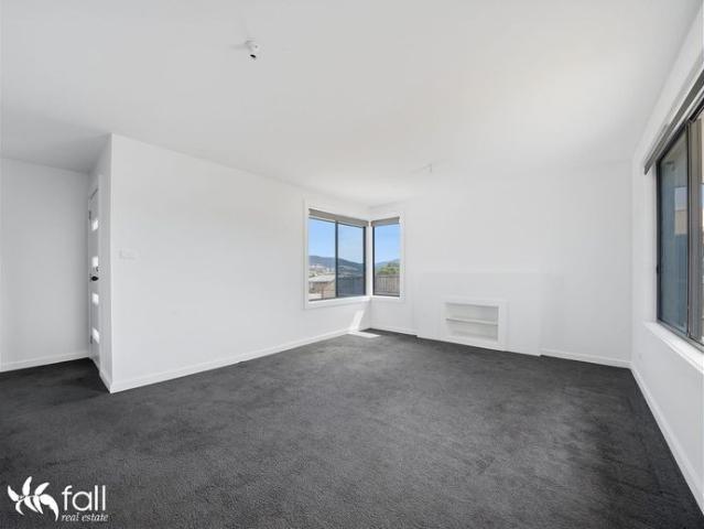 Renovated 3 Bedroom Home in Herdsmans Cove