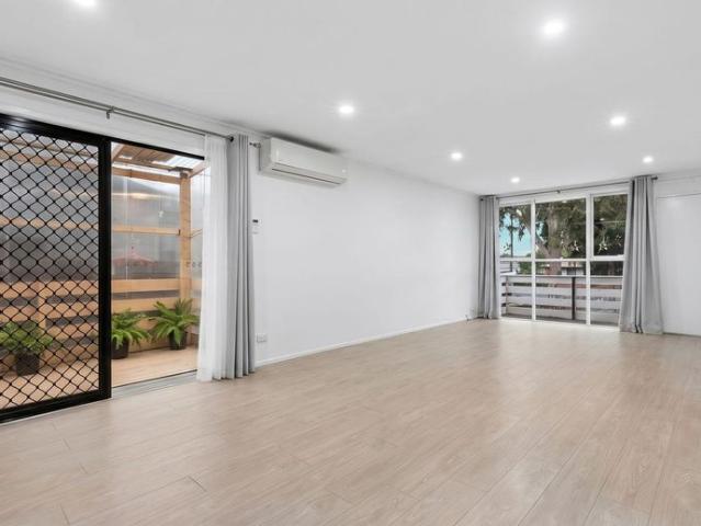 Renovated 3 bedroom home with a private bungalow, spacious backyard, in a peaceful part of Bundoora