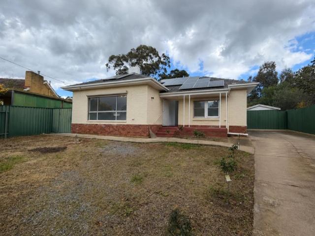 Renovated 3 Bedroom Home with Spacious Rumpus Area Please apply via Tenantoptions.com.au