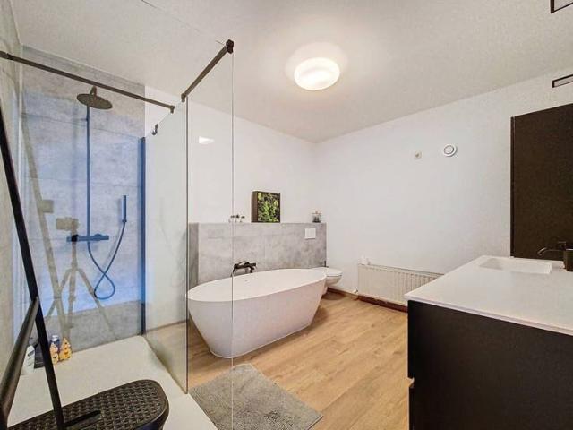 Renovated 3 bedroom house in Gentbrugge