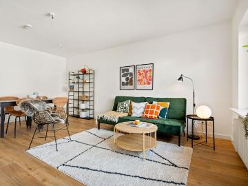 Renovated 3 room apartment with balcony by the forest – quiet & modern in Wiesbaden