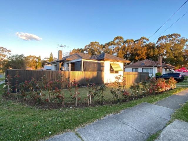 RENOVATED 3BED 2BATH FAMILY HOUSE FOR RENT