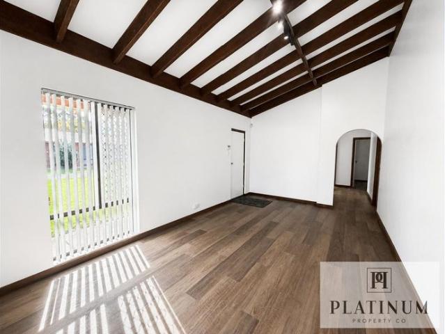Renovated 3x1 with Private Spa – Coastal Living in a Quiet Complex!