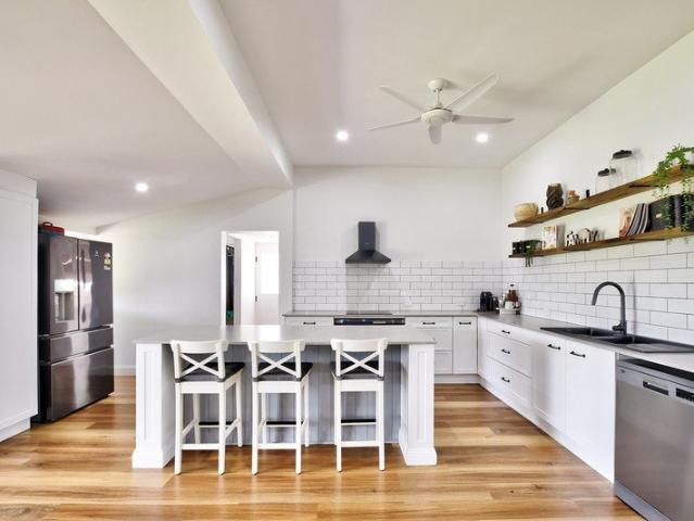 Renovated 10 Acre Lifestyle Exceptional Convenience