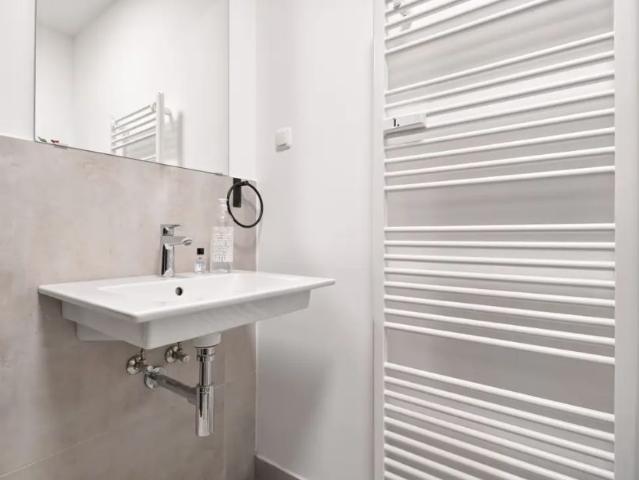 Renovated 145 m² apartment with terraces and pool in Essen Bredeney, Essen Amsterdam Apartments for Rent