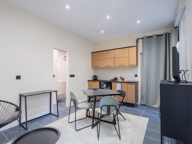 Renovated 1 Bedroom Apartment — Heart of Montmartre, Paris 18th