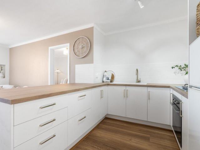 RENOVATED 1 BEDROOM APARTMENT IN THE HEART OF WEMBLEY