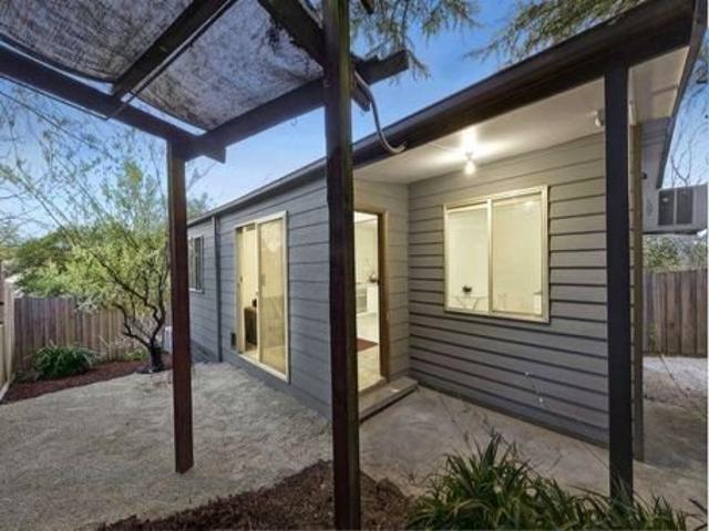 Renovated 1 Bedroom Unit!