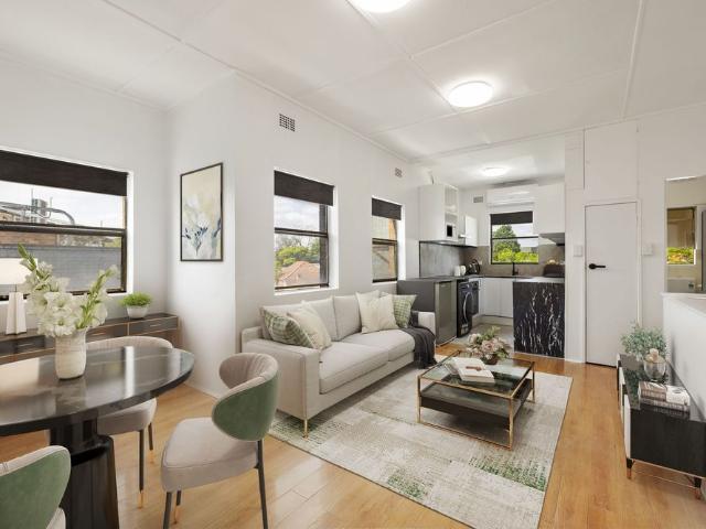 Renovated 1 Bedroom Unit above Shops
