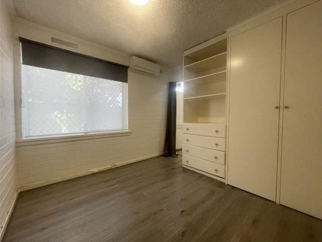 Renovated 1 Bedroom Unit Ground Floor