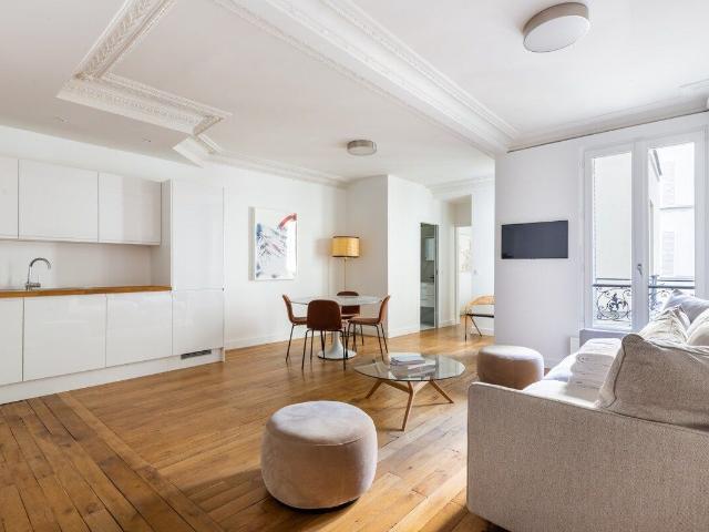 Renovated 1BR Apartment with AC near the Eiffel Tower