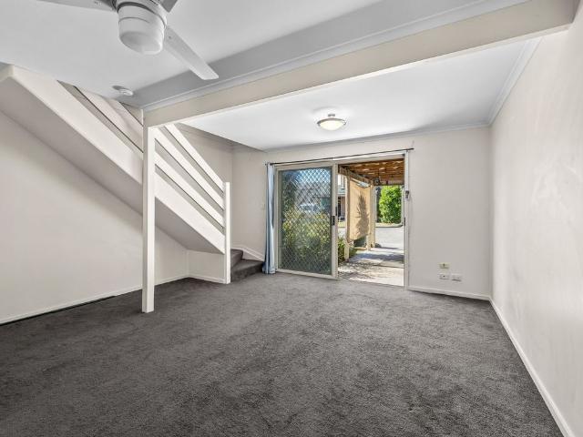 Renovated 2 Bed 1 Bath in Great Location