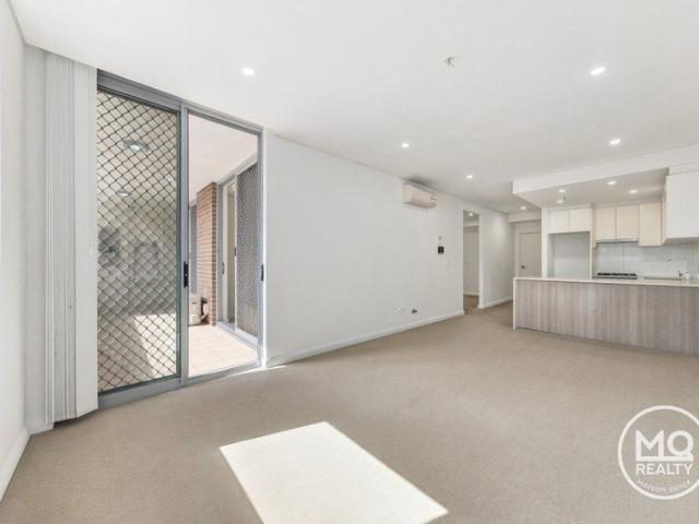 RENOVATED 2 BED + LARGE STUDY | POTENTIAL 3RD BEDROOM | WALK TO STATION | LOW STRATA LEVIES