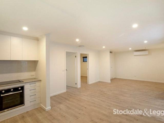 RENOVATED 2 BEDROOM APARTMENT