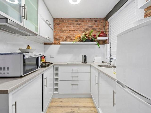 Renovated 2 bedroom apartment!