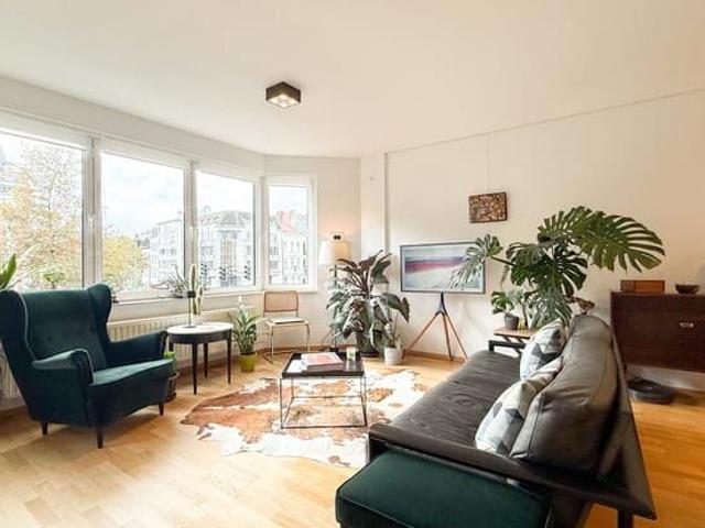 renovated 2 bedroom flat with a balcony